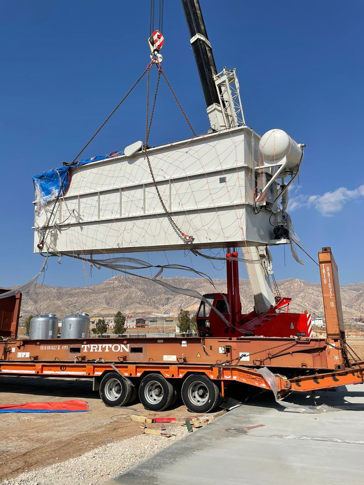 DAF wastewater treatment system being lifted into position at Karband Refinery